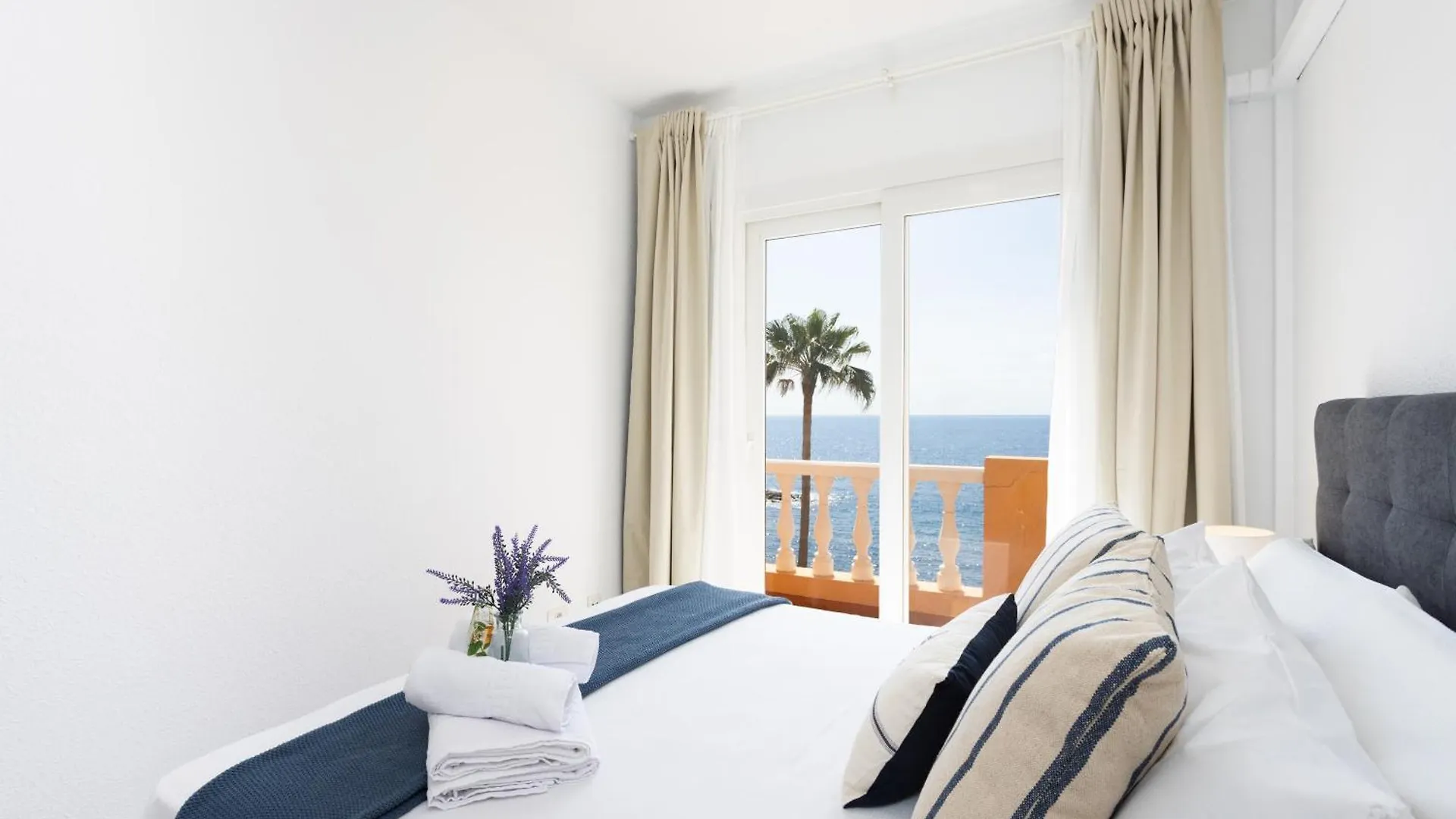 Lägenhet Home2Book Caletillas Oceanview Apt, Terrace & Pool Candelaria Spanien